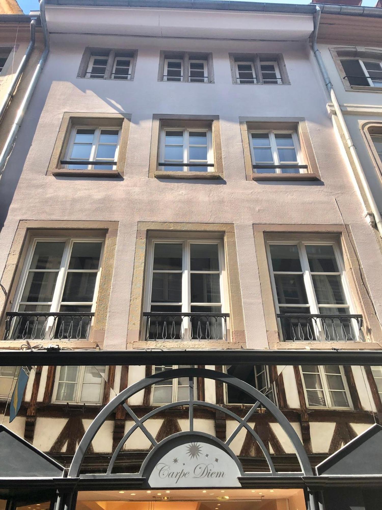 Carpe Diem Home - Au Pied De La Cathedrale Strasbourg Exterior photo
