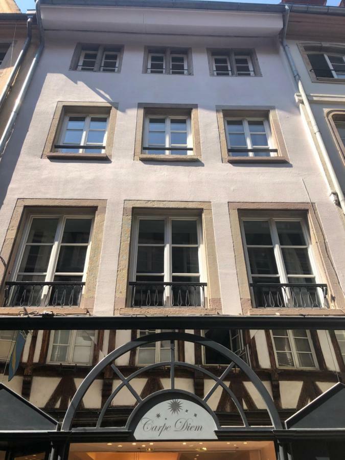 Carpe Diem Home - Au Pied De La Cathedrale Strasbourg Exterior photo